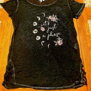 Maurices Size Medium Short Sleeve T-shirt